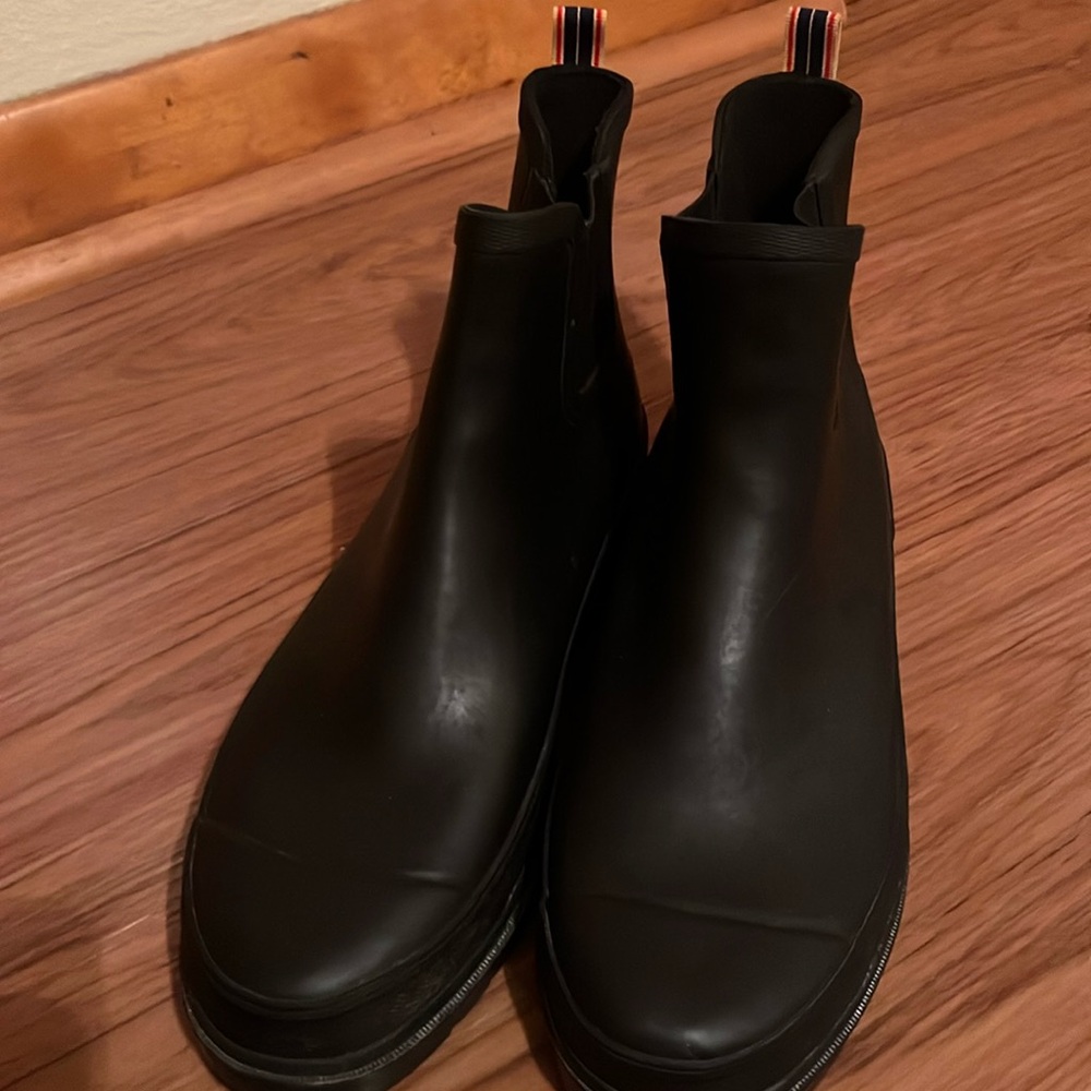 J. Crew ankle boots size 9 tabs on back with easy slip on